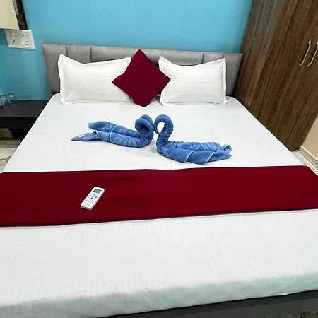Jai Swaminarayan Delux Homestay Garudeshwar Eksteriør bilde