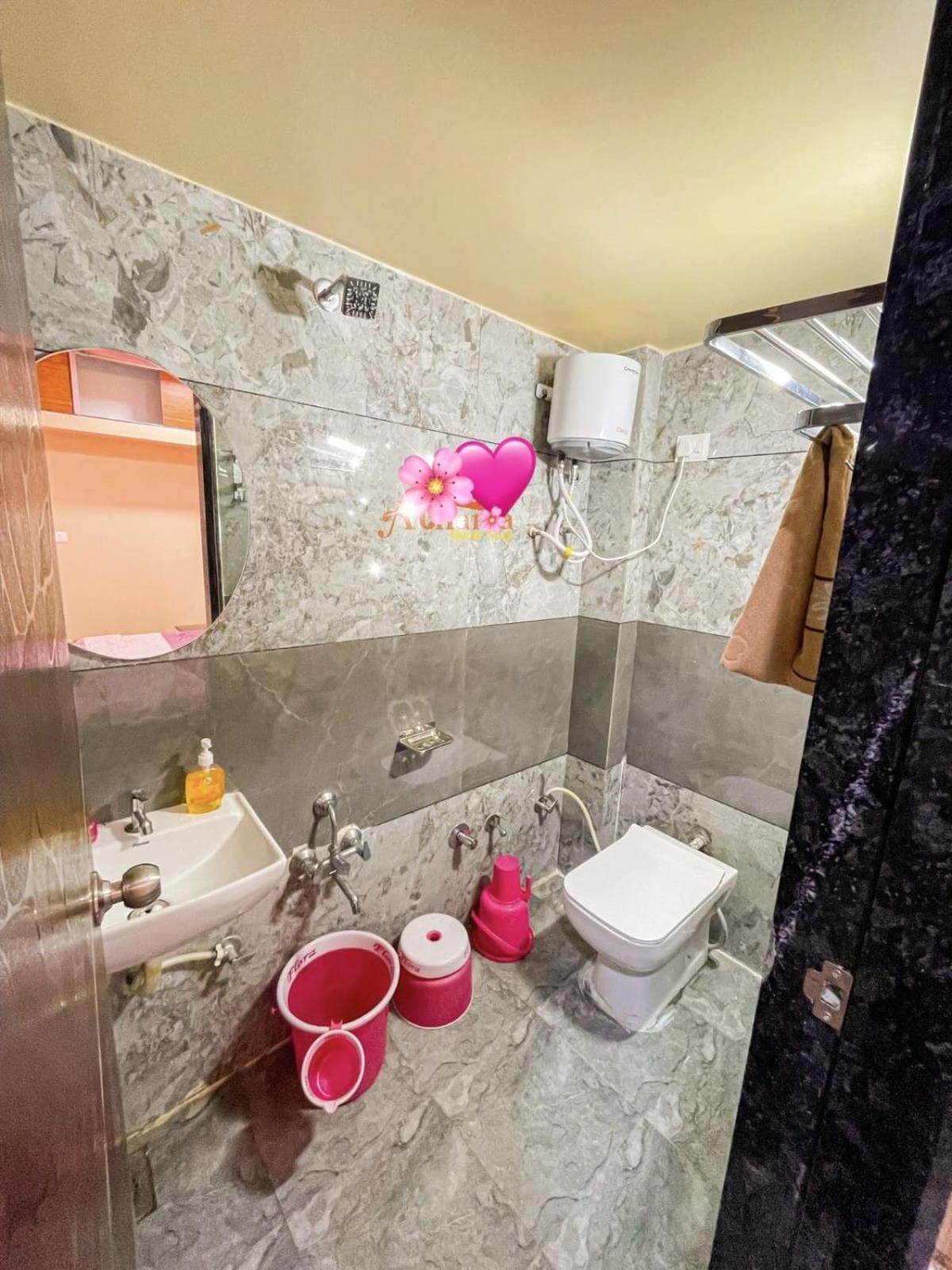 Jai Swaminarayan Delux Homestay Garudeshwar Eksteriør bilde